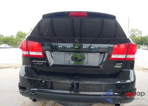 2017 Dodge Journey Sxt z USA, uszkodzony, nr VIN 3C4PDCBGXHT515570